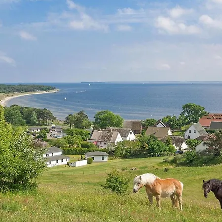 Strandnahe Rex Rugia: Terrasse Mit Ahoi Erlebnisbad-zugang
