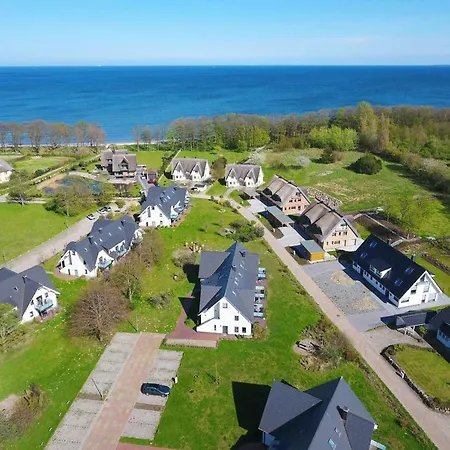 Strandnahe Rex Rugia: Terrasse Mit Ahoi Erlebnisbad-zugang Apartment